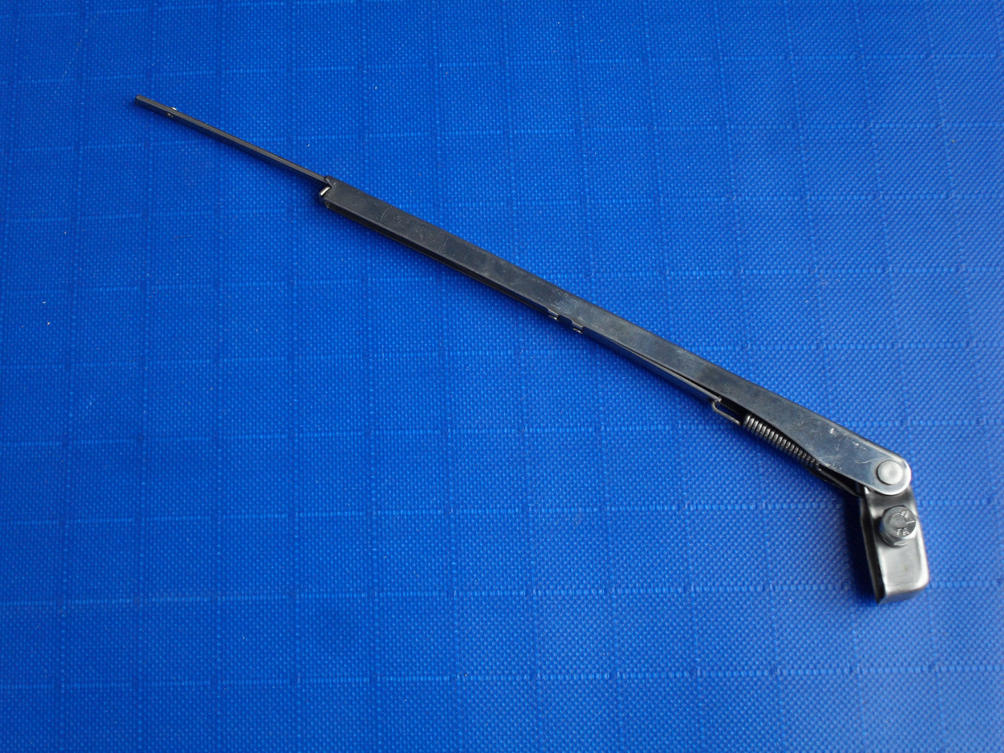 Wiper Arm - 5.2mm Bayonet - bolt clamp