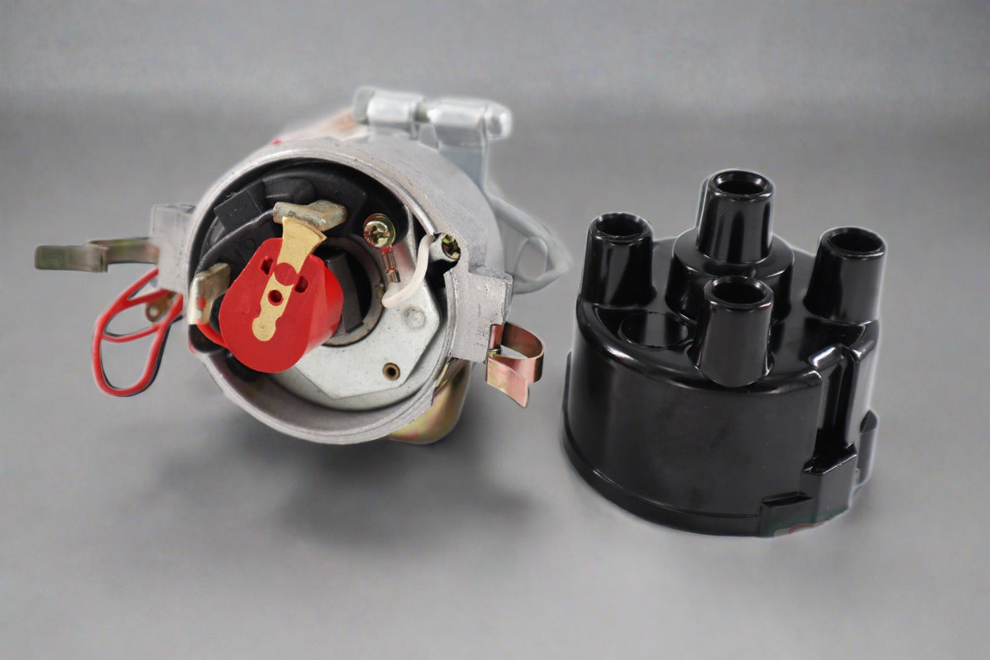 43D4 - Ford 100E, 300E & Consul 4 Cylinder Electronic Distributor