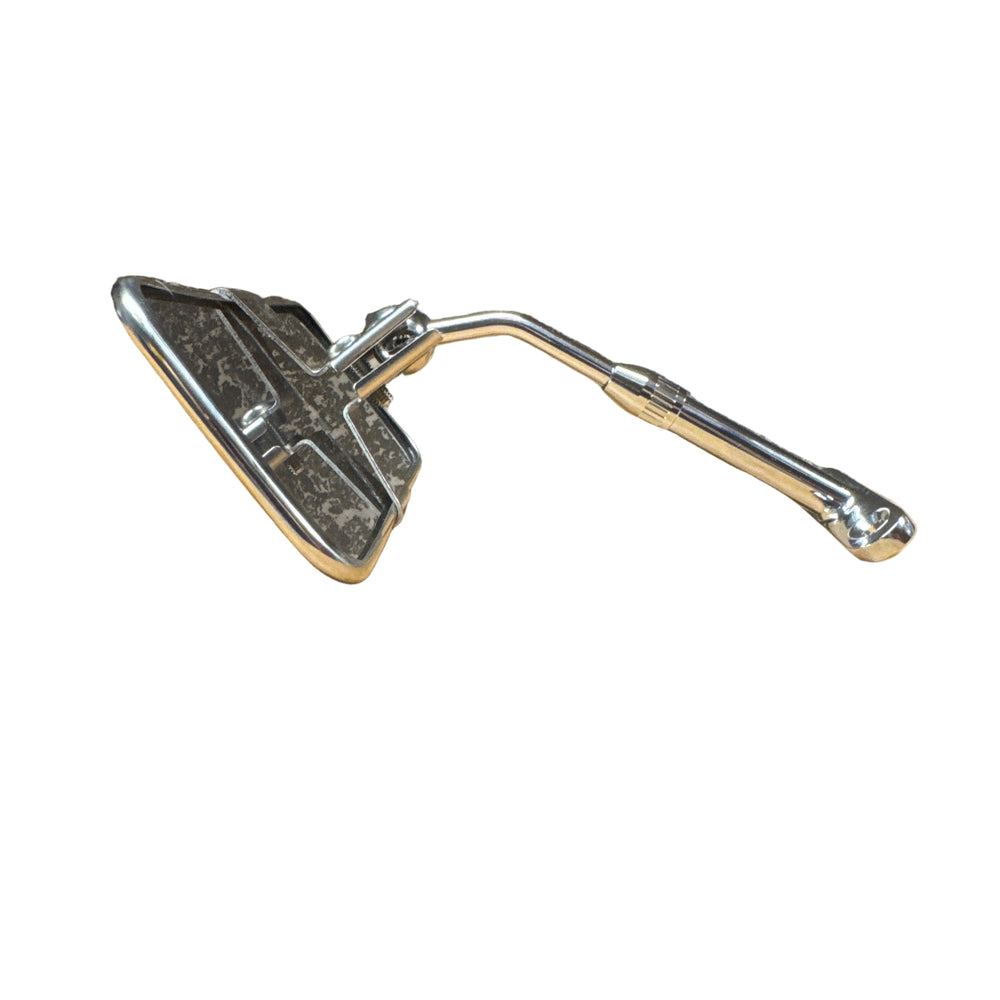 
                  
                    带可调节臂的车内后视镜
                  
                