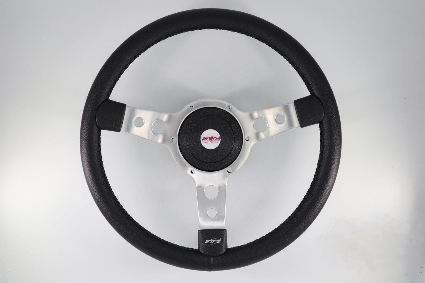 Vô lăng Vinyl Mountney 15" cổ điển